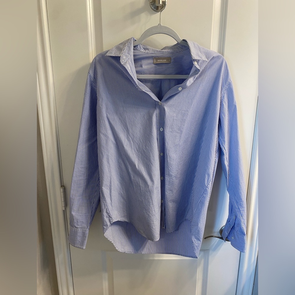 Everlane blue and white stripped button down